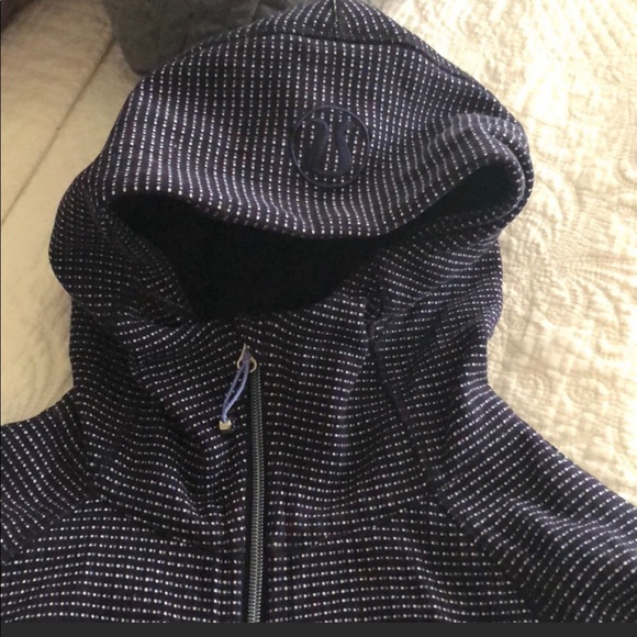 Lululemon Jacket - Picture 4 of 4